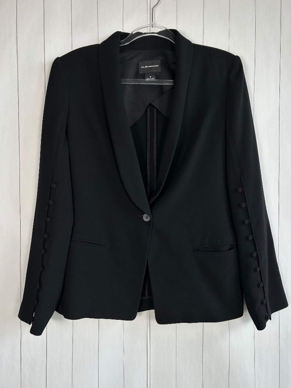 Club Monaco shawl blazer size 8 button detail sleeves black unlined old money